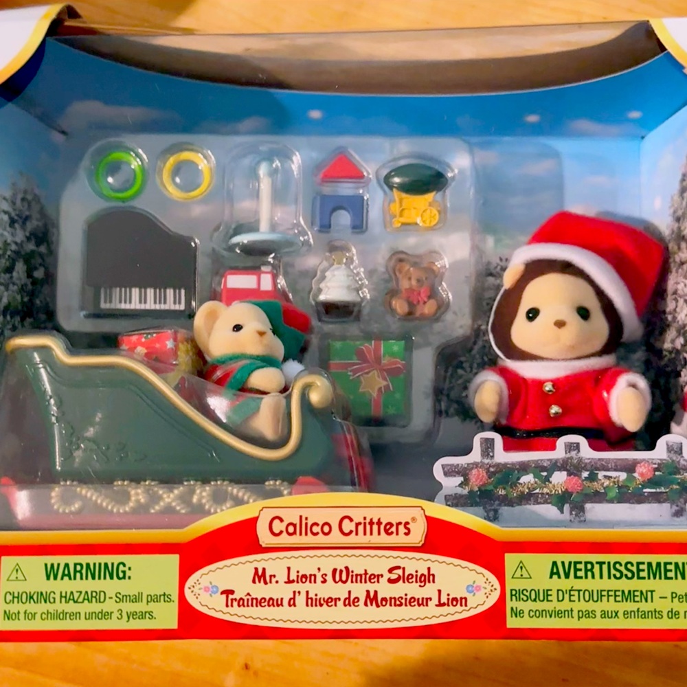 Calico Critters Mr Lions Winter Sleigh